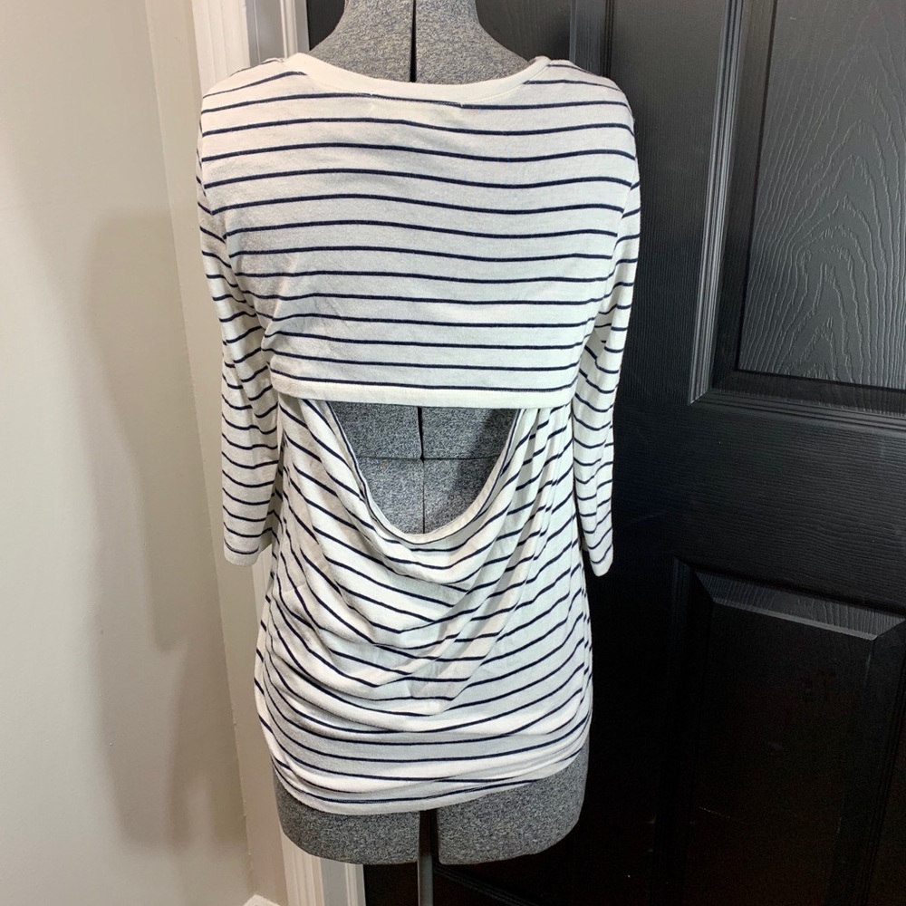 Tshirt with scoop/bare back